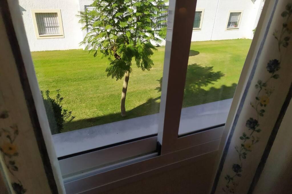 Appartamento Acogedor Apartamento A 100 M. De Pinares Y Playa Rota Esterno foto