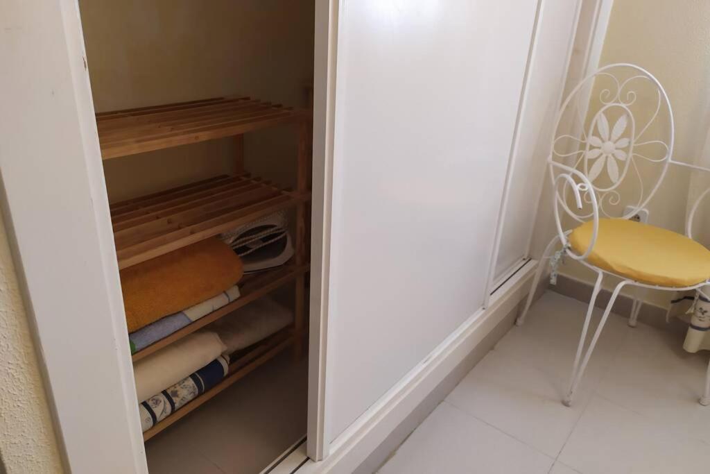 Appartamento Acogedor Apartamento A 100 M. De Pinares Y Playa Rota Esterno foto