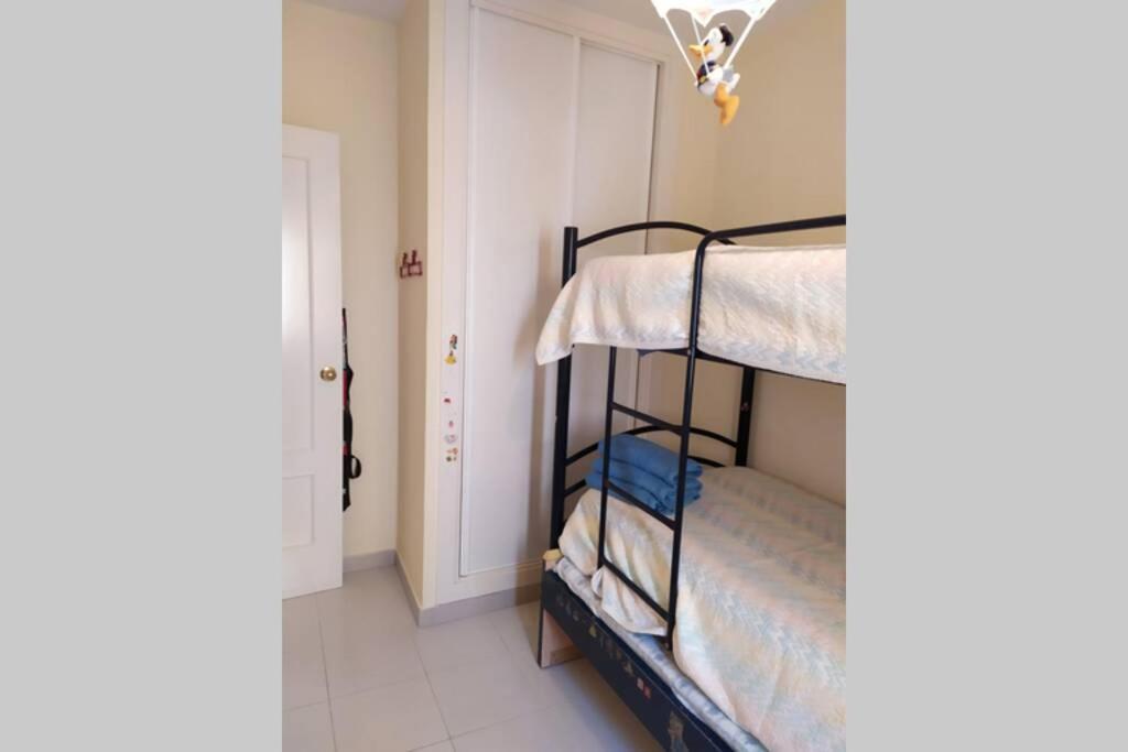 Appartamento Acogedor Apartamento A 100 M. De Pinares Y Playa Rota Esterno foto